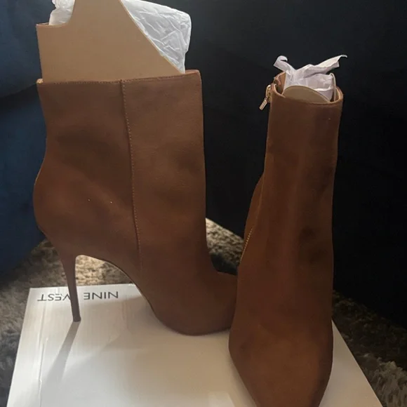 Nine West Heeled Boots - Picture 6 of 11